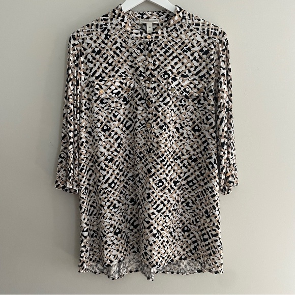 5/$25 DANA BUCHMAN Abstract Geometric Neutral Button Front Popover Top - XL - Picture 1 of 7